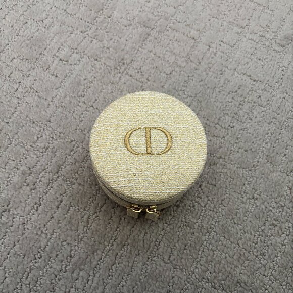Christian Dior Round Box with Pouch - New in Box - Picture 3 of 6